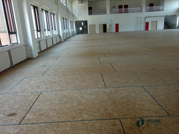 生产厂家橡胶木篮球馆木地板
